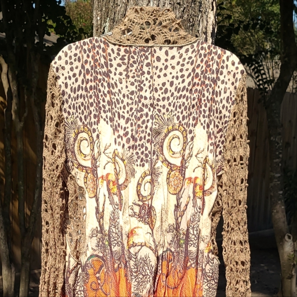 Tempo Paris Cardigan. Large